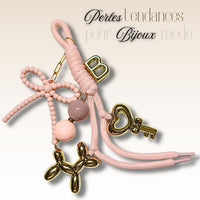 12 - Chien ballon pendentif, Mauve Mat