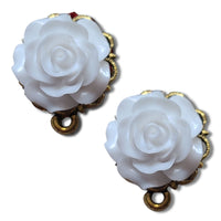 Boucles d'oreilles dorées - Fleurs blanches