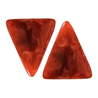 10- Khéops triangle à 2 trous, Cornaline marbré